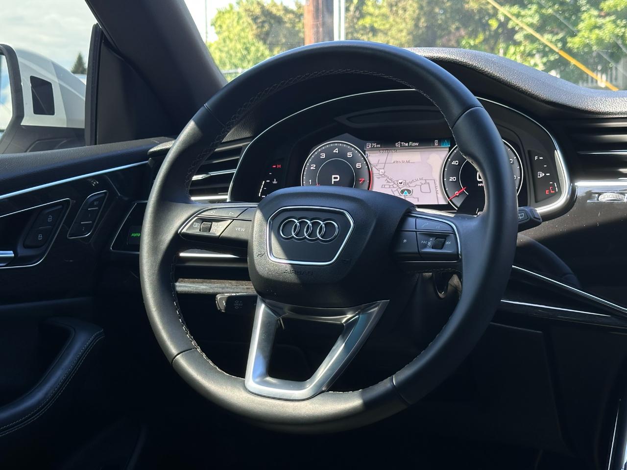 Audi Q8 Premium Plus 55 TFSI quattro 2022