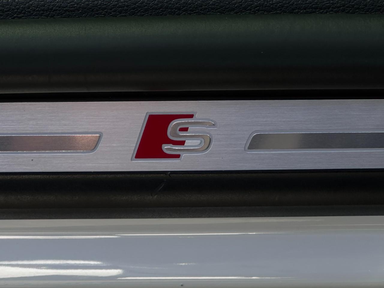 Audi Q8 Premium Plus 55 TFSI quattro 2022
