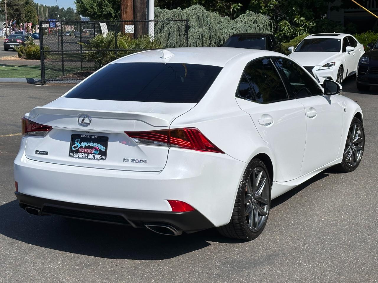 Lexus IS IS Turbo RWD 2017