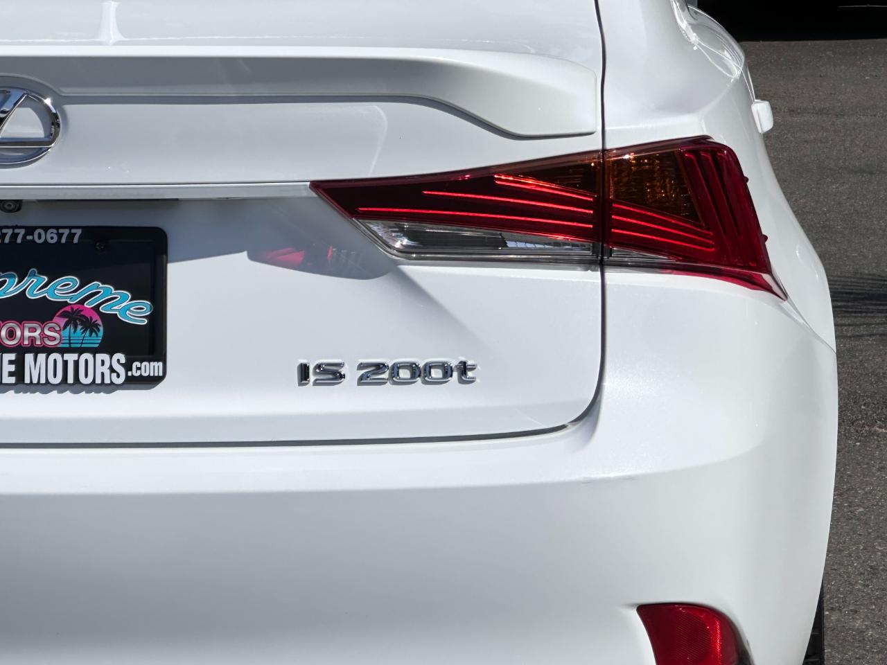 Lexus IS IS Turbo RWD 2017