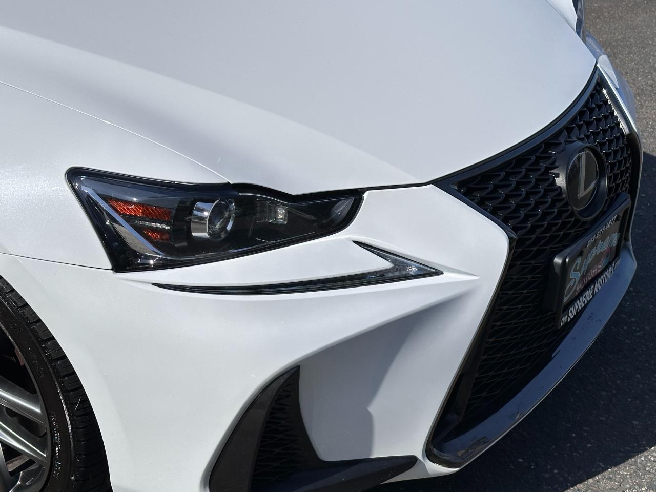 Lexus IS IS Turbo RWD 2017
