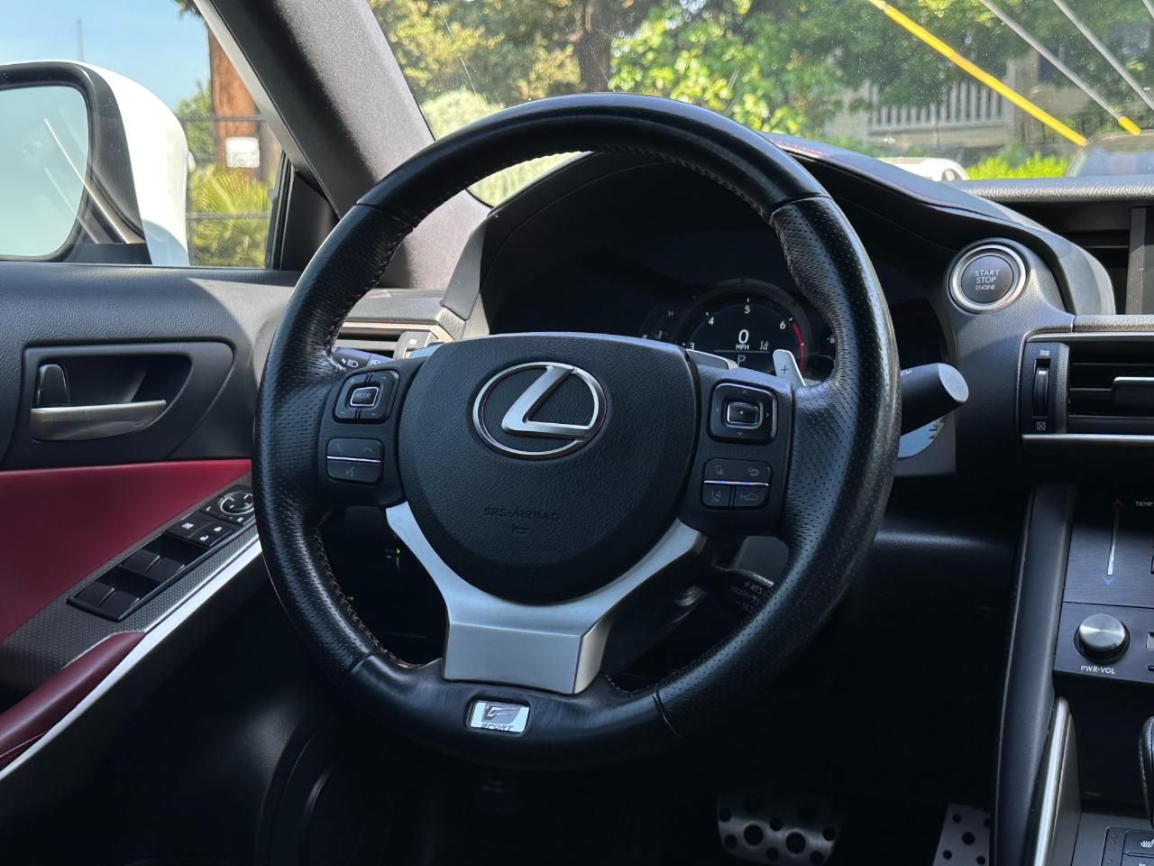 Lexus IS IS Turbo RWD 2017