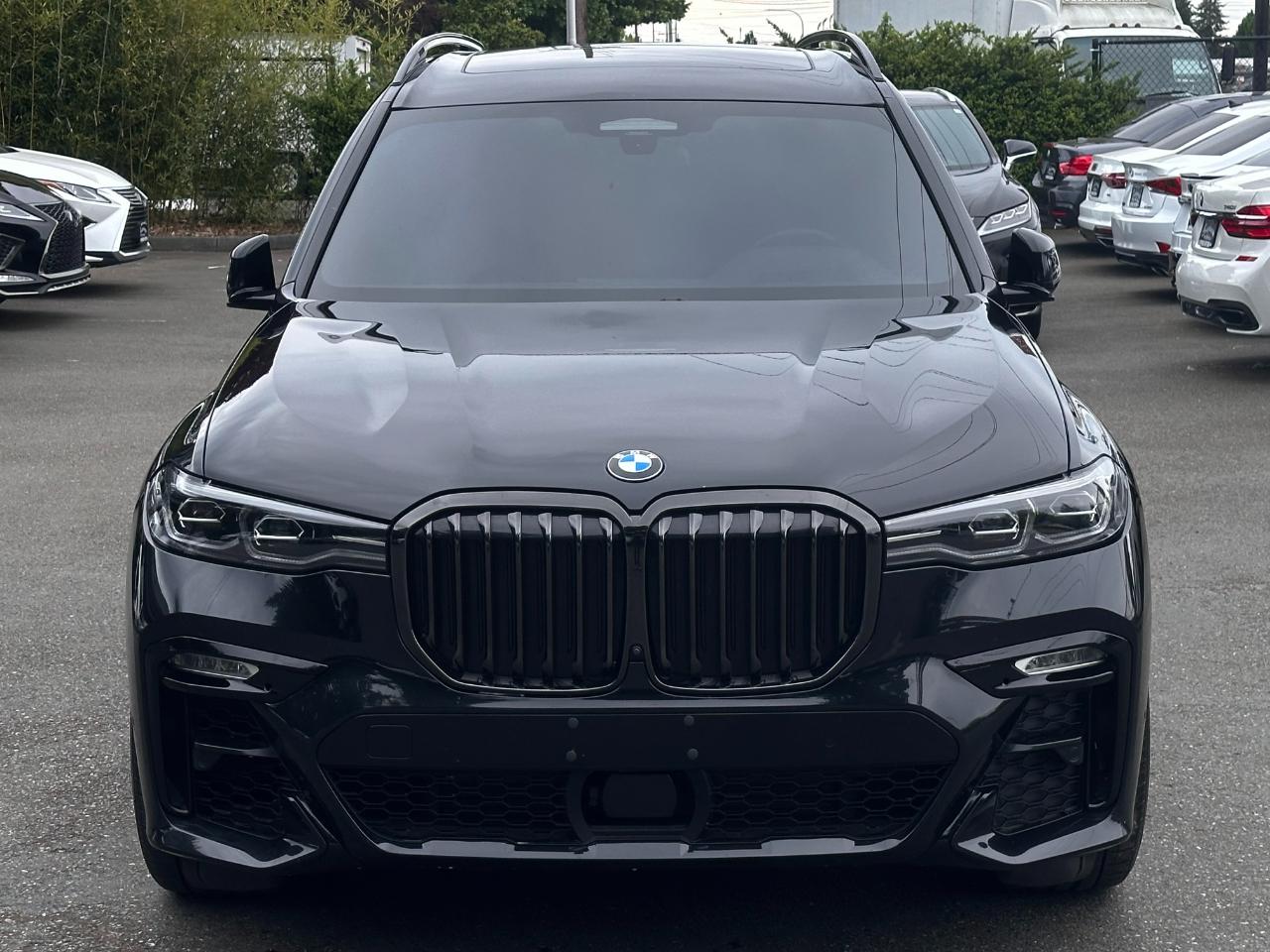 BMW X7 xDrive40i Sports Activity Vehicle 2022
