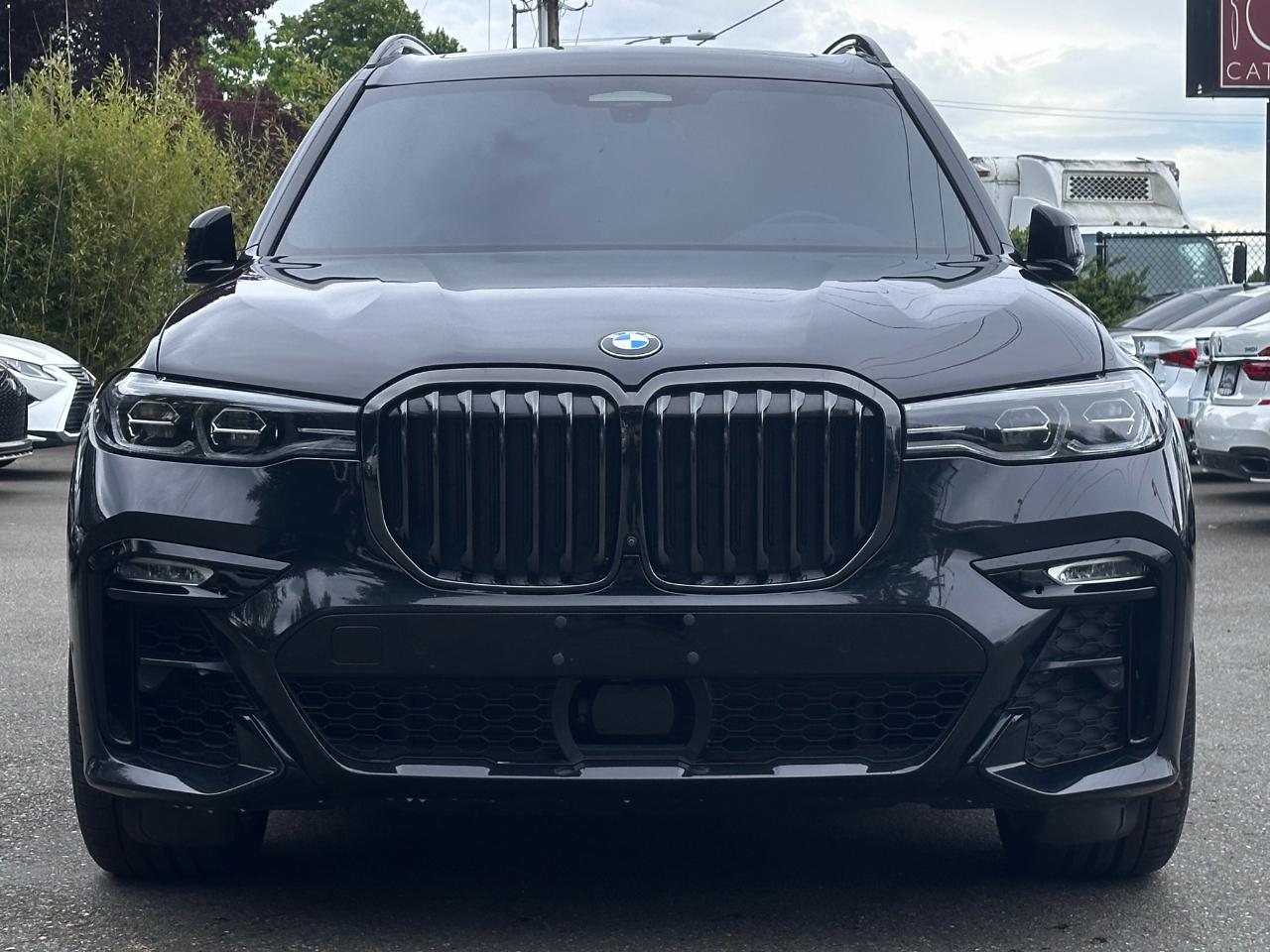 BMW X7 xDrive40i Sports Activity Vehicle 2022