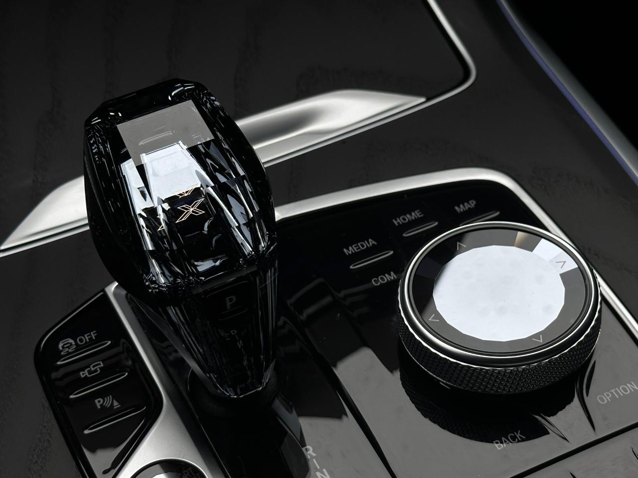 BMW X7 xDrive40i Sports Activity Vehicle 2022