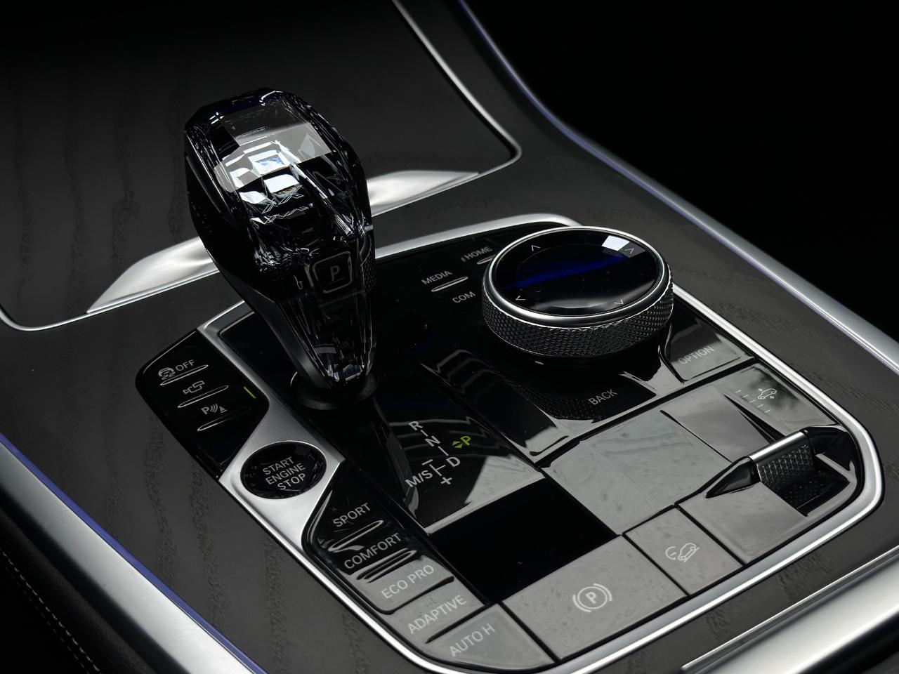 BMW X7 xDrive40i Sports Activity Vehicle 2022