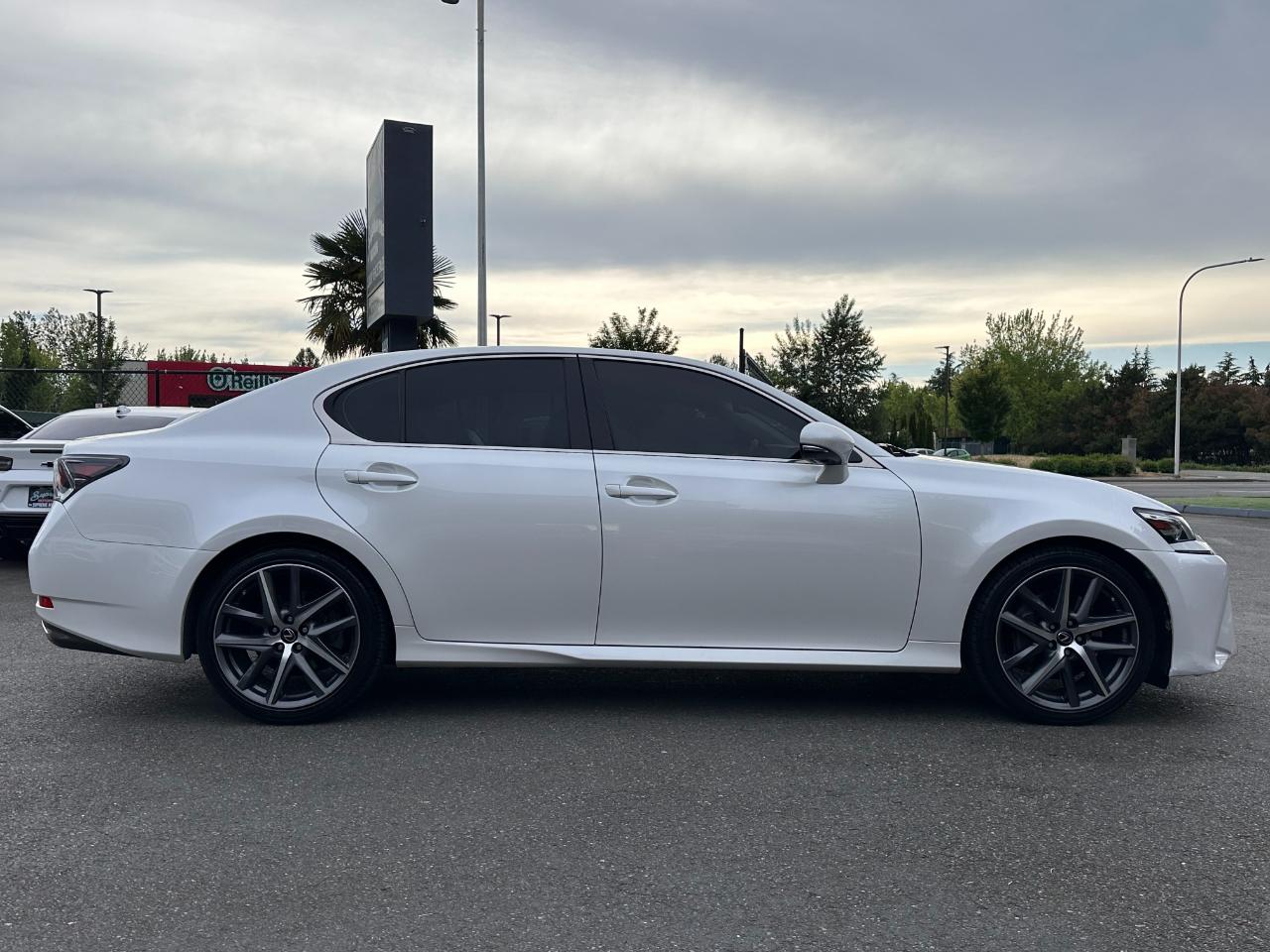 Lexus GS 350 4dr Sdn RWD 2016