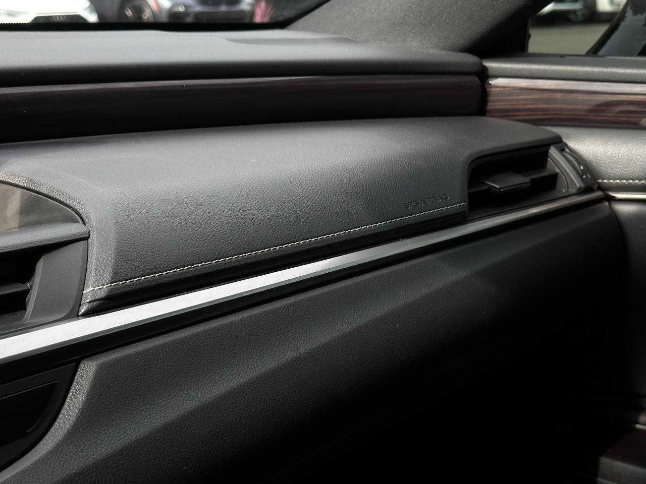 Lexus ES ES 350 FWD 2019