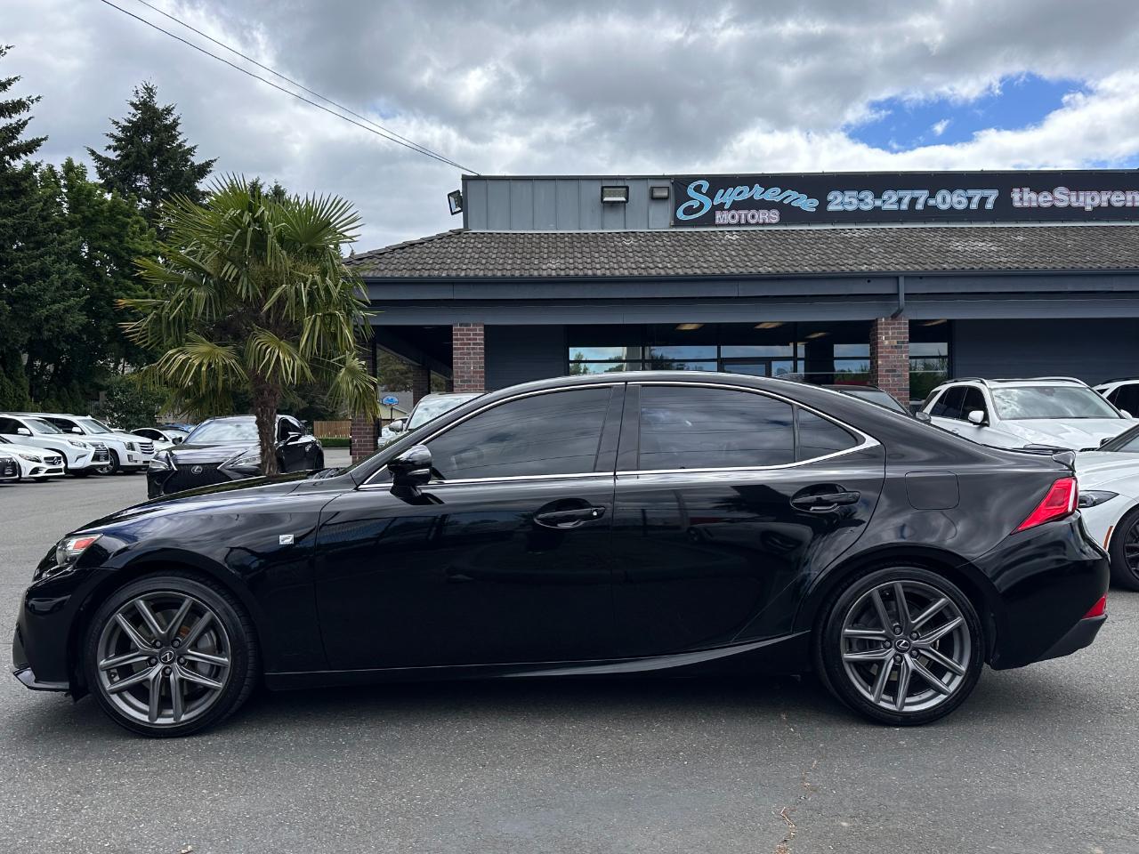 Lexus IS 200t  2016