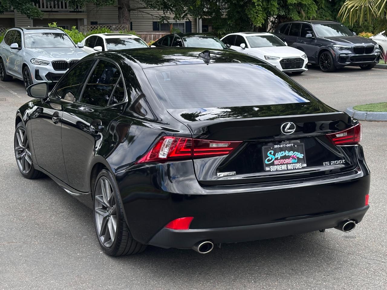Lexus IS 200t  2016