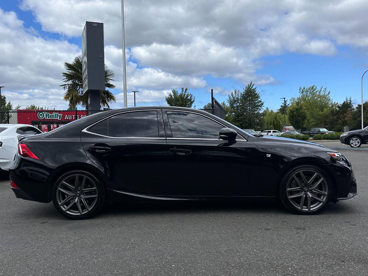 Lexus IS 200t  2016