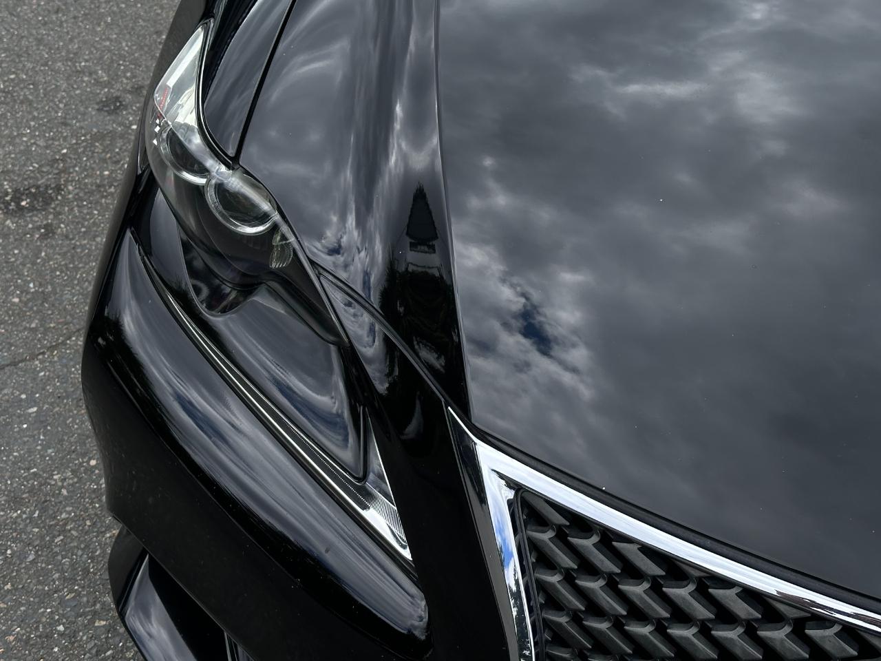 Lexus IS 200t  2016