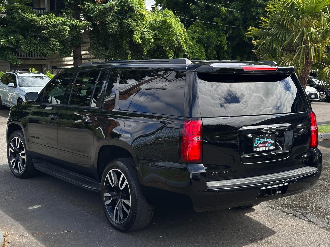 Chevrolet Suburban 4WD 4dr 1500 Premier 2019