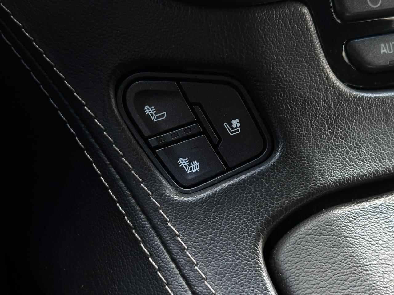 Chevrolet Suburban 4WD 4dr 1500 Premier 2019