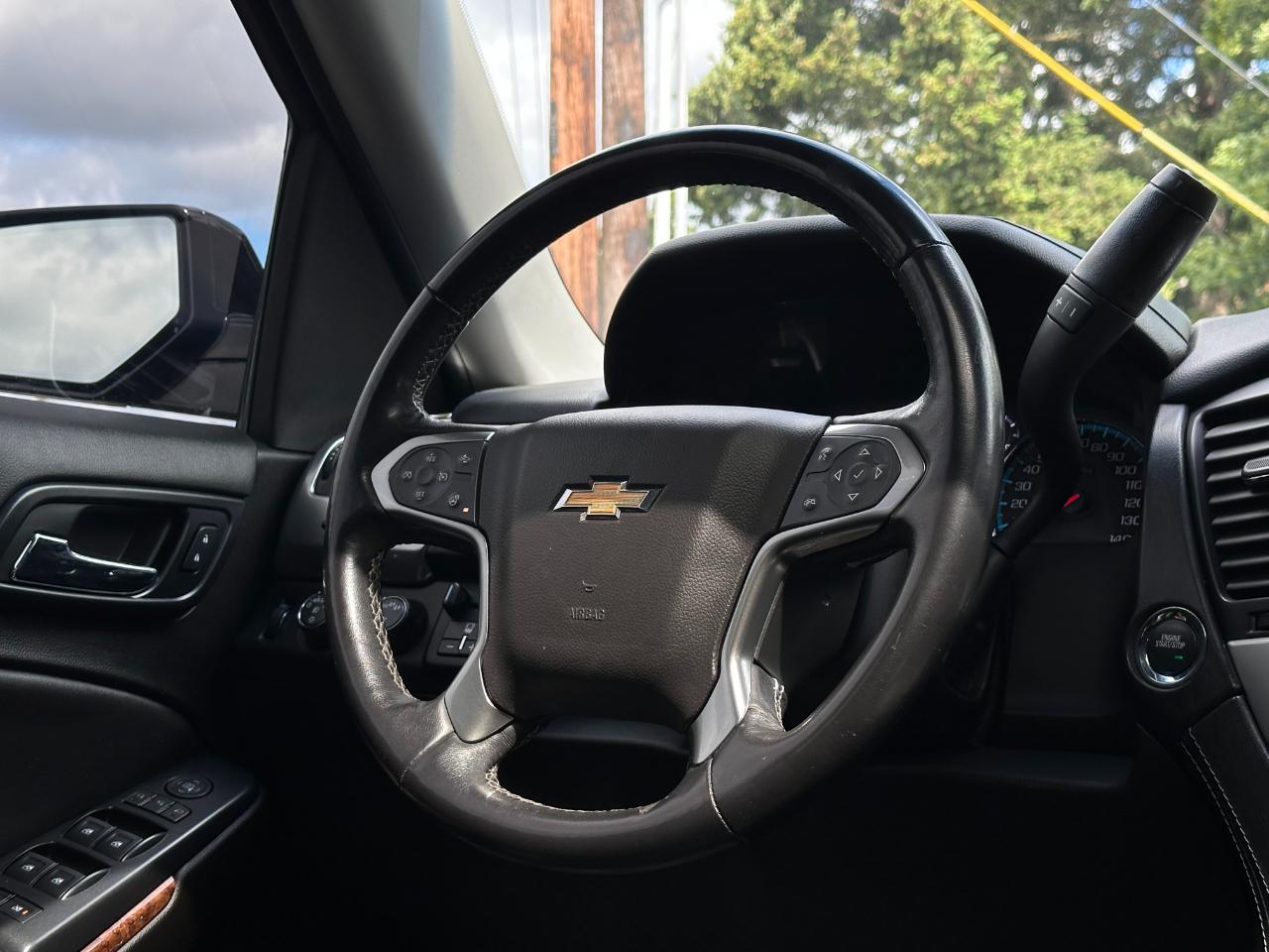 Chevrolet Suburban 4WD 4dr 1500 Premier 2019