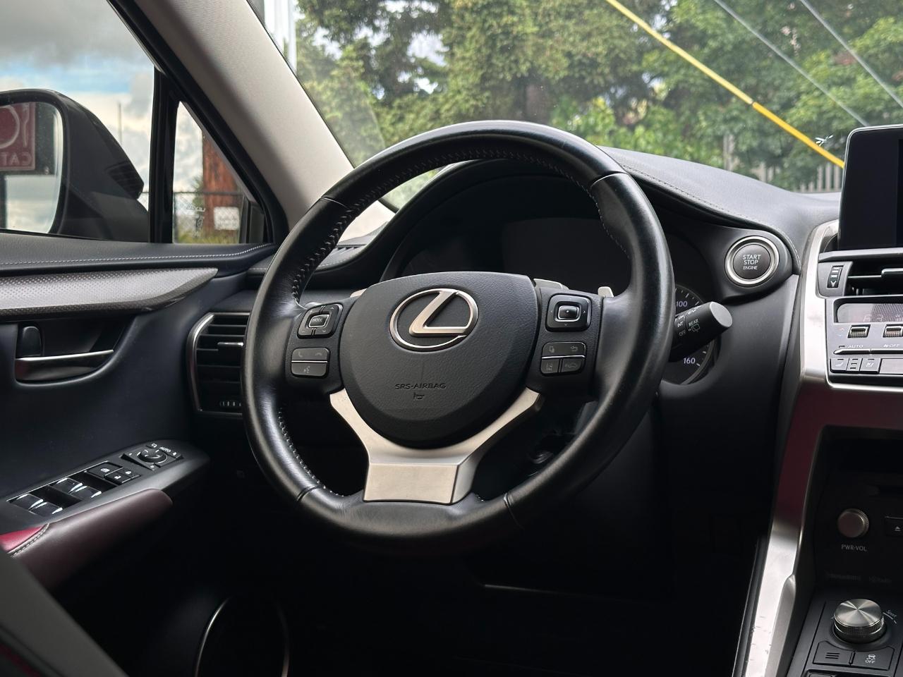 Lexus NX  2018