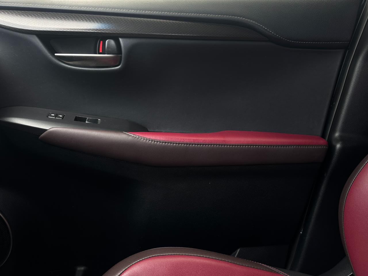 Lexus NX  2018