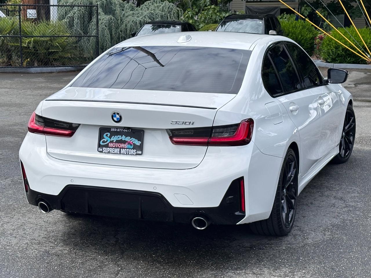 BMW 3 Series  2023