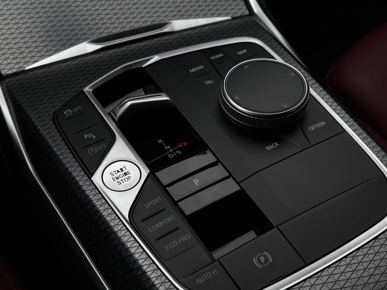 BMW 3 Series  2023
