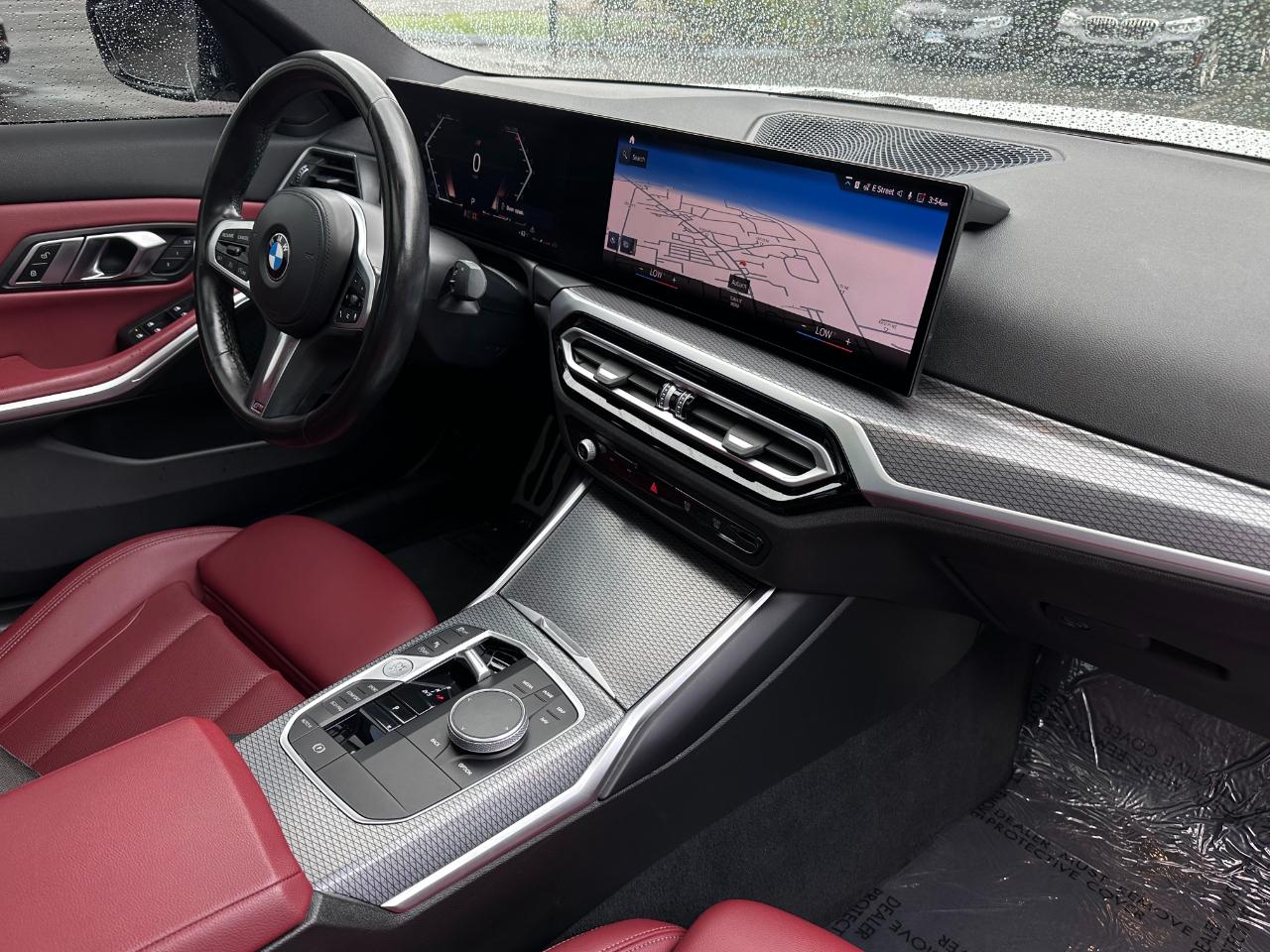 BMW 3 Series  2023