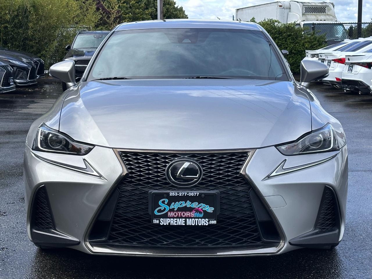 Lexus IS  2017