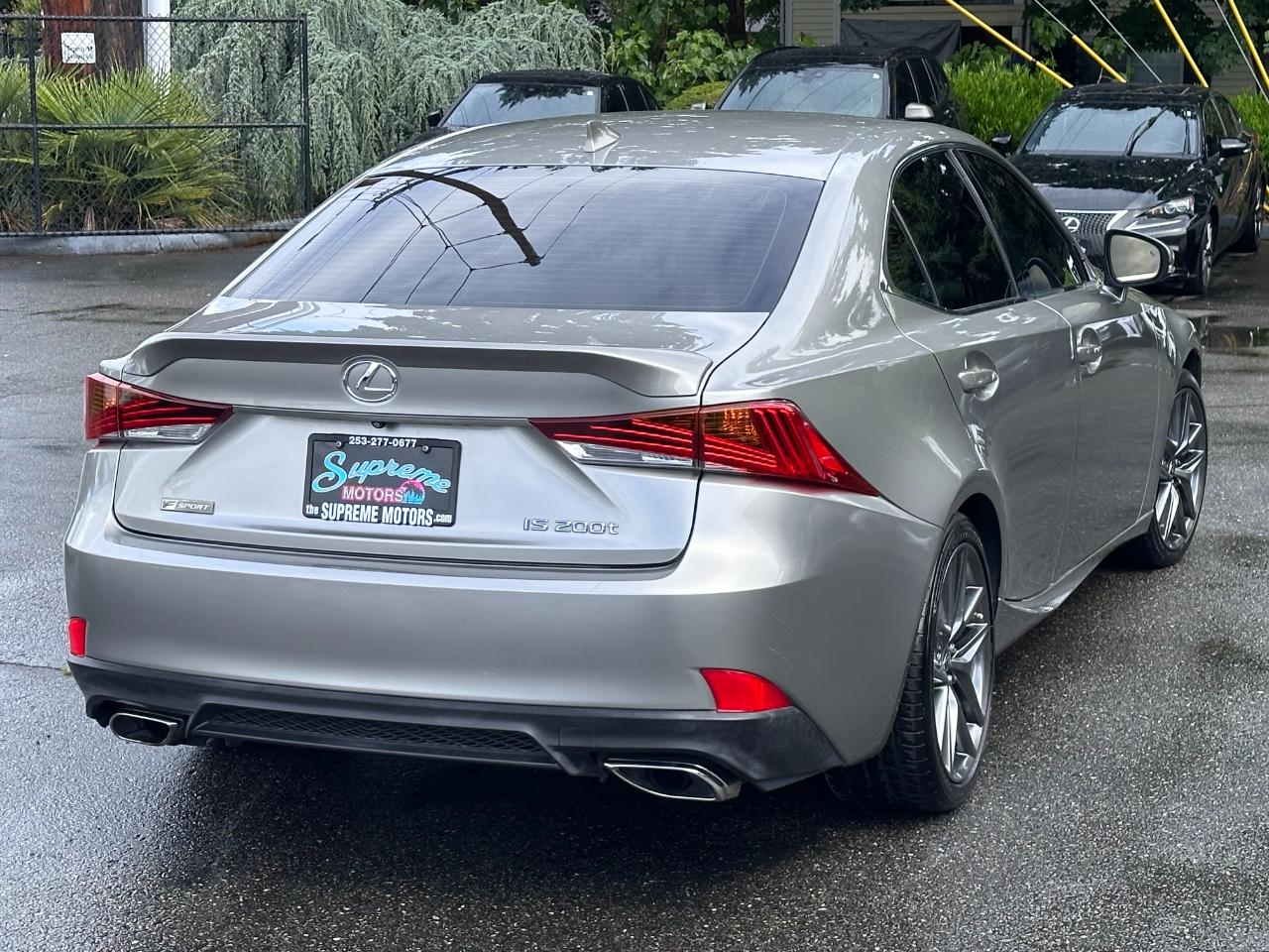 Lexus IS  2017