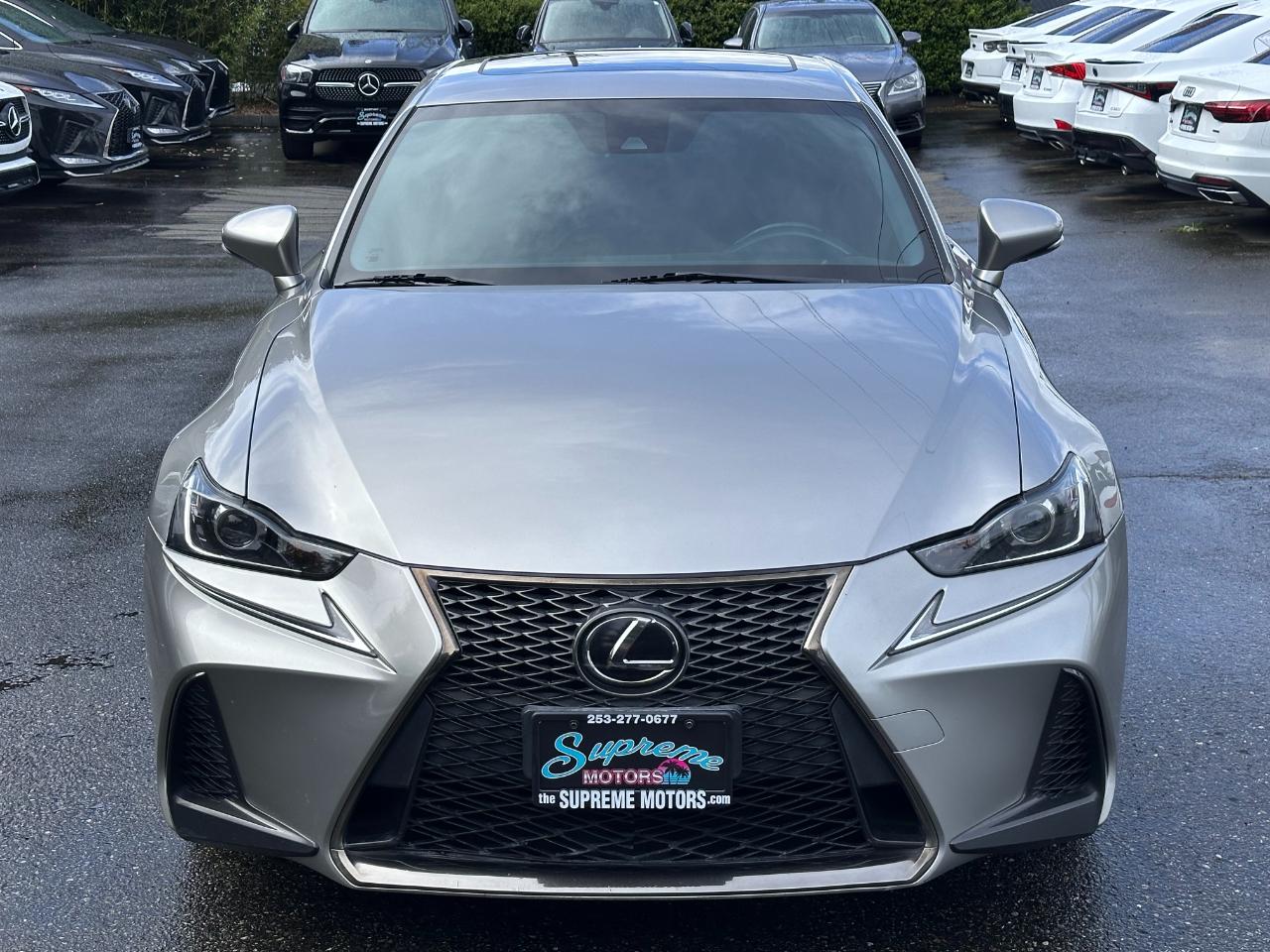 Lexus IS  2017