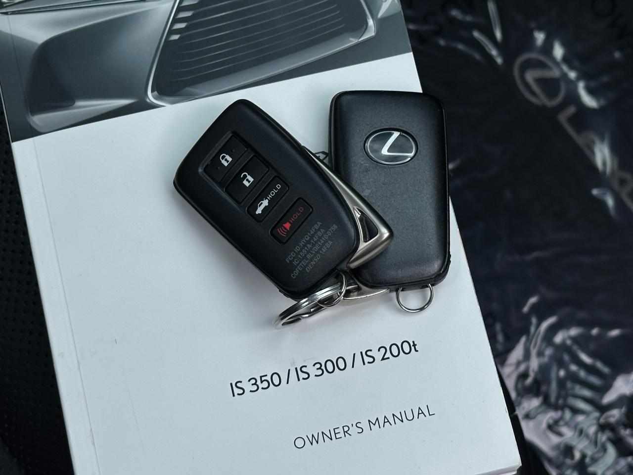 Lexus IS  2017