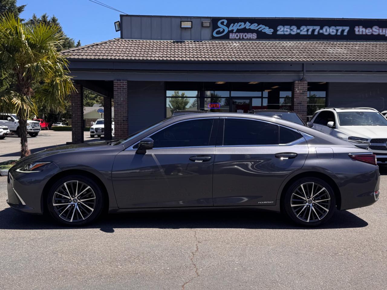 Lexus ES  2022