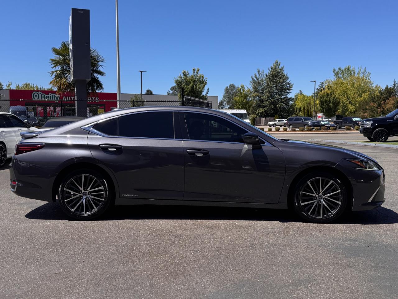 Lexus ES  2022