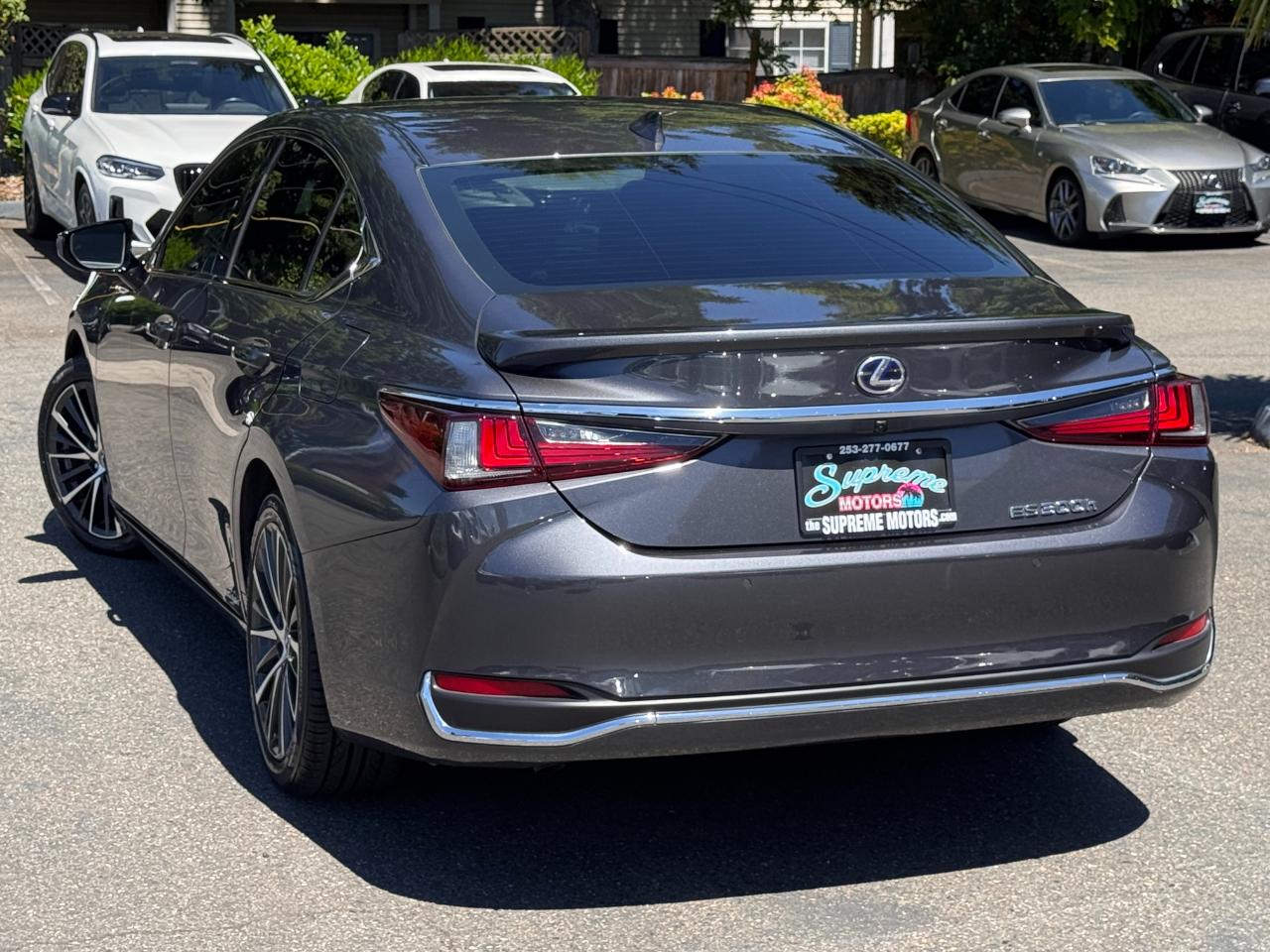 Lexus ES  2022
