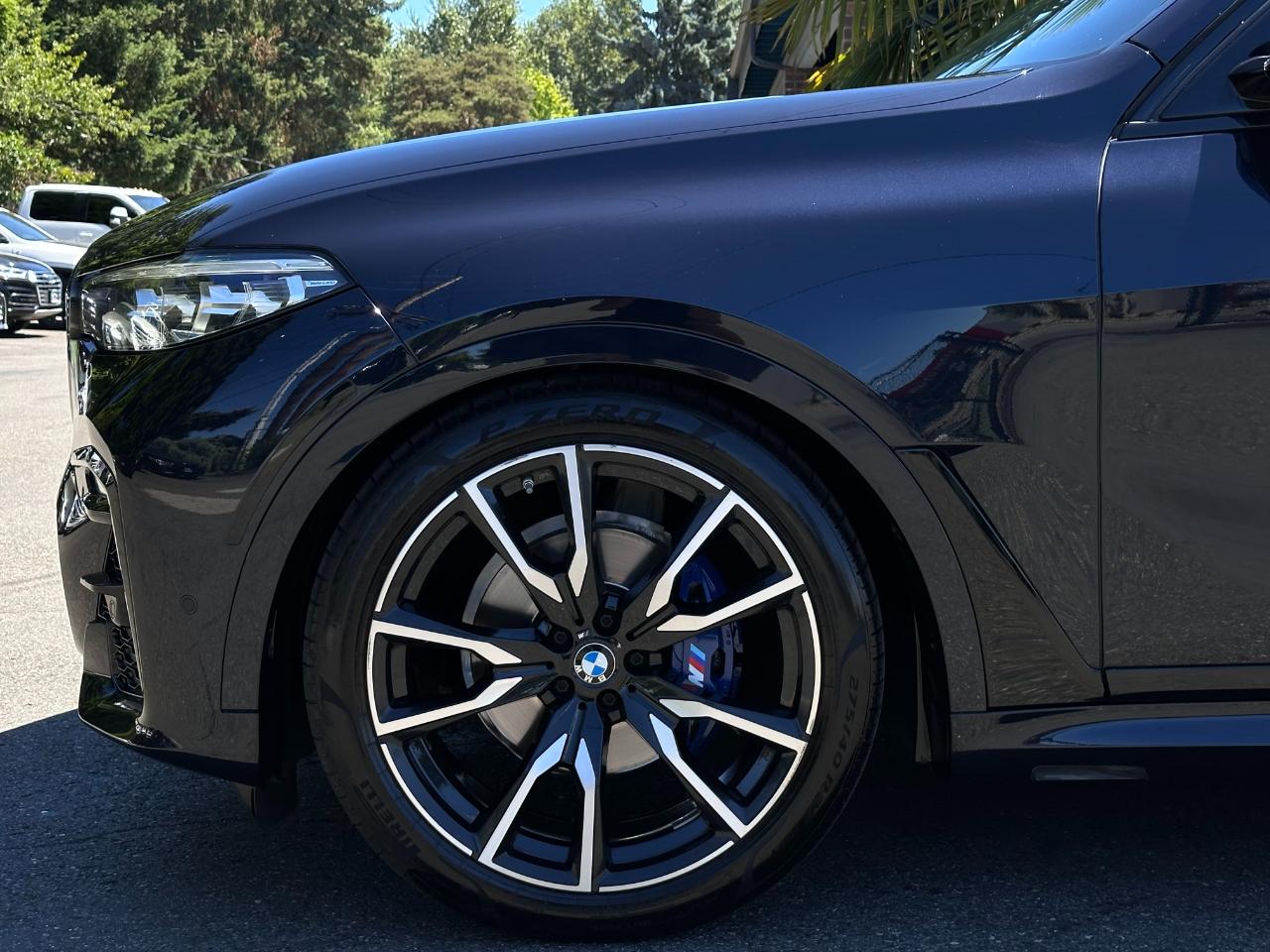 BMW X7  2022