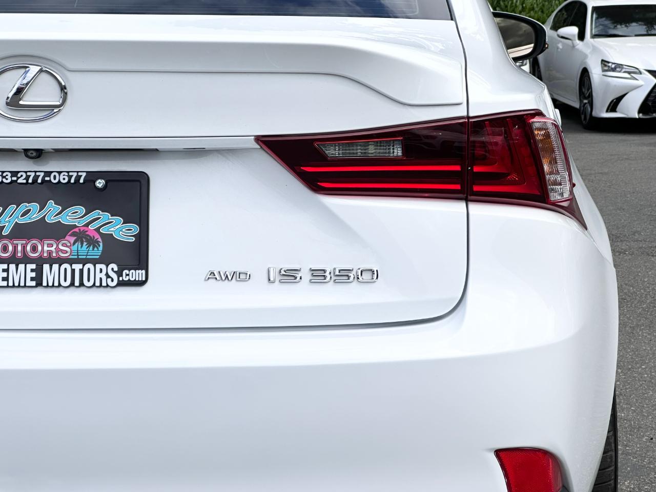 Lexus IS 350  2016