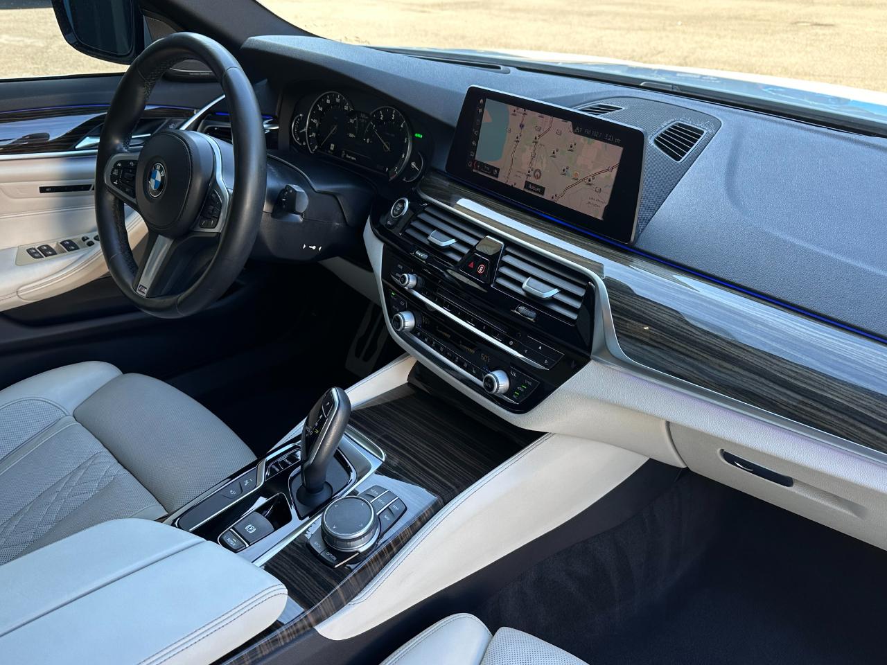 BMW 5 Series  2019