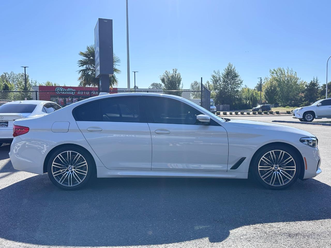 BMW 5 Series  2019