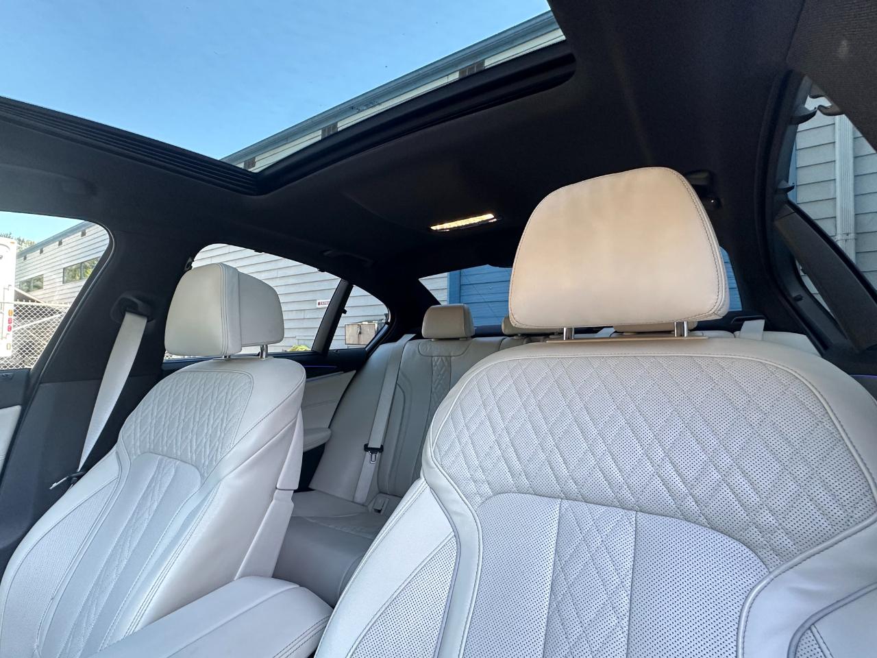 BMW 5 Series  2019