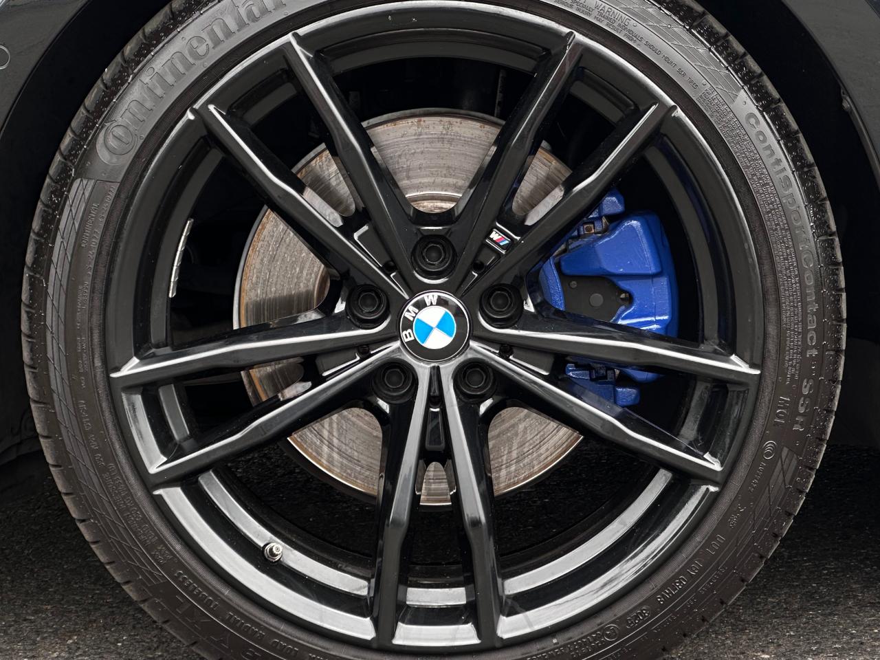 BMW 3 Series  2024