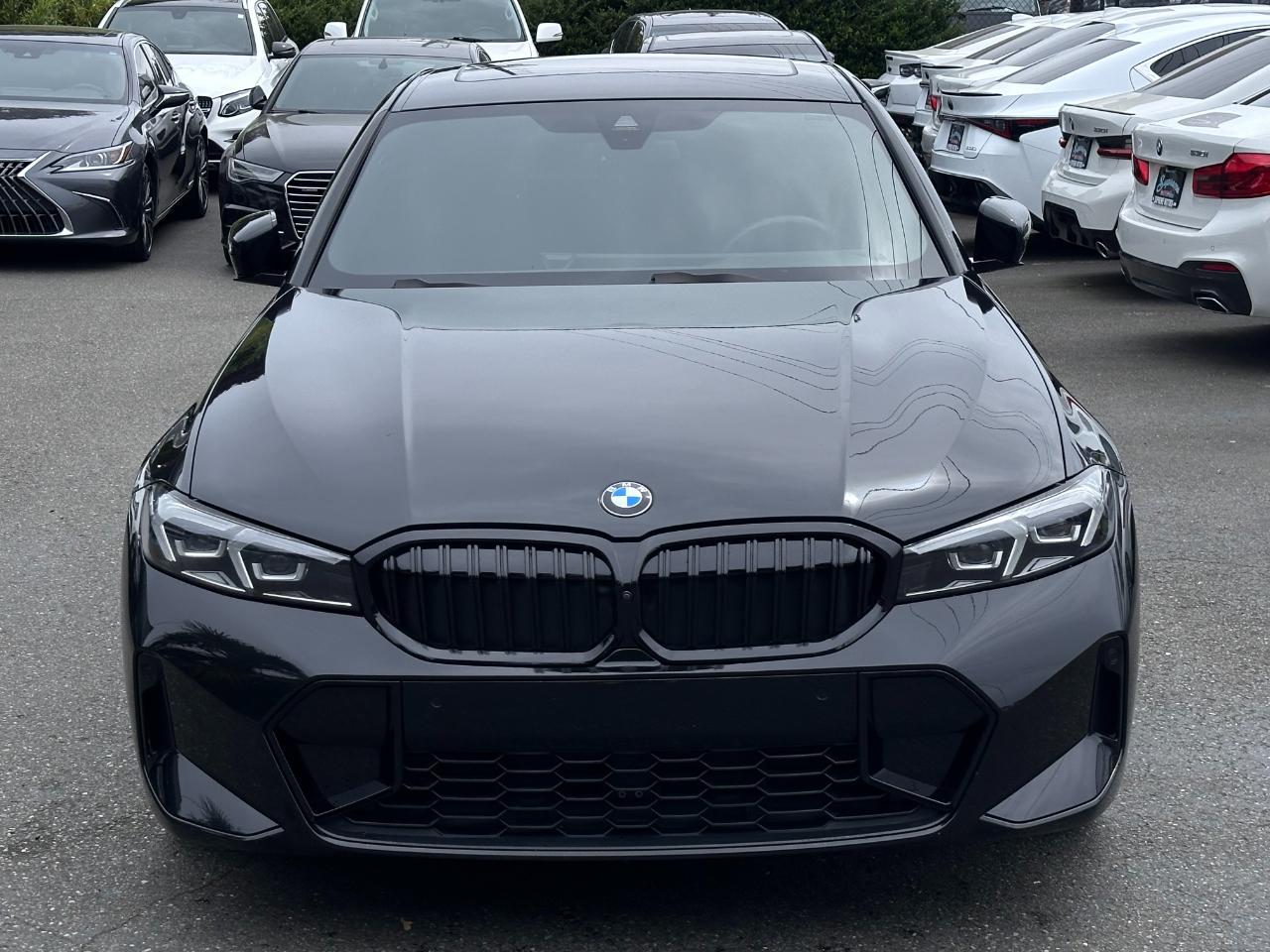 BMW 3 Series  2024