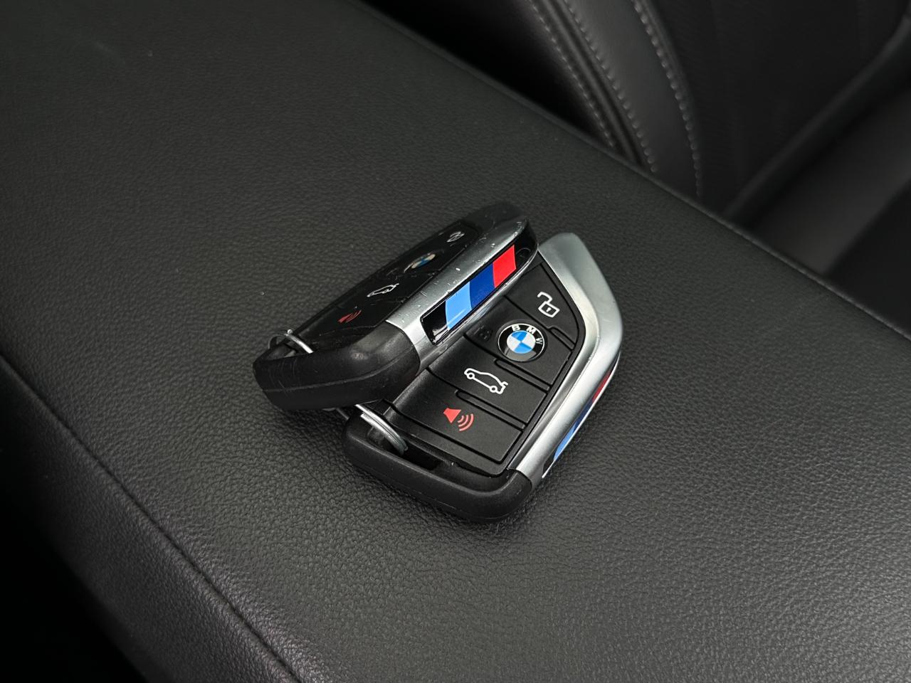 BMW 3 Series  2024