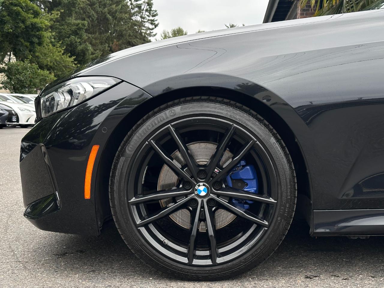 BMW 3 Series  2024