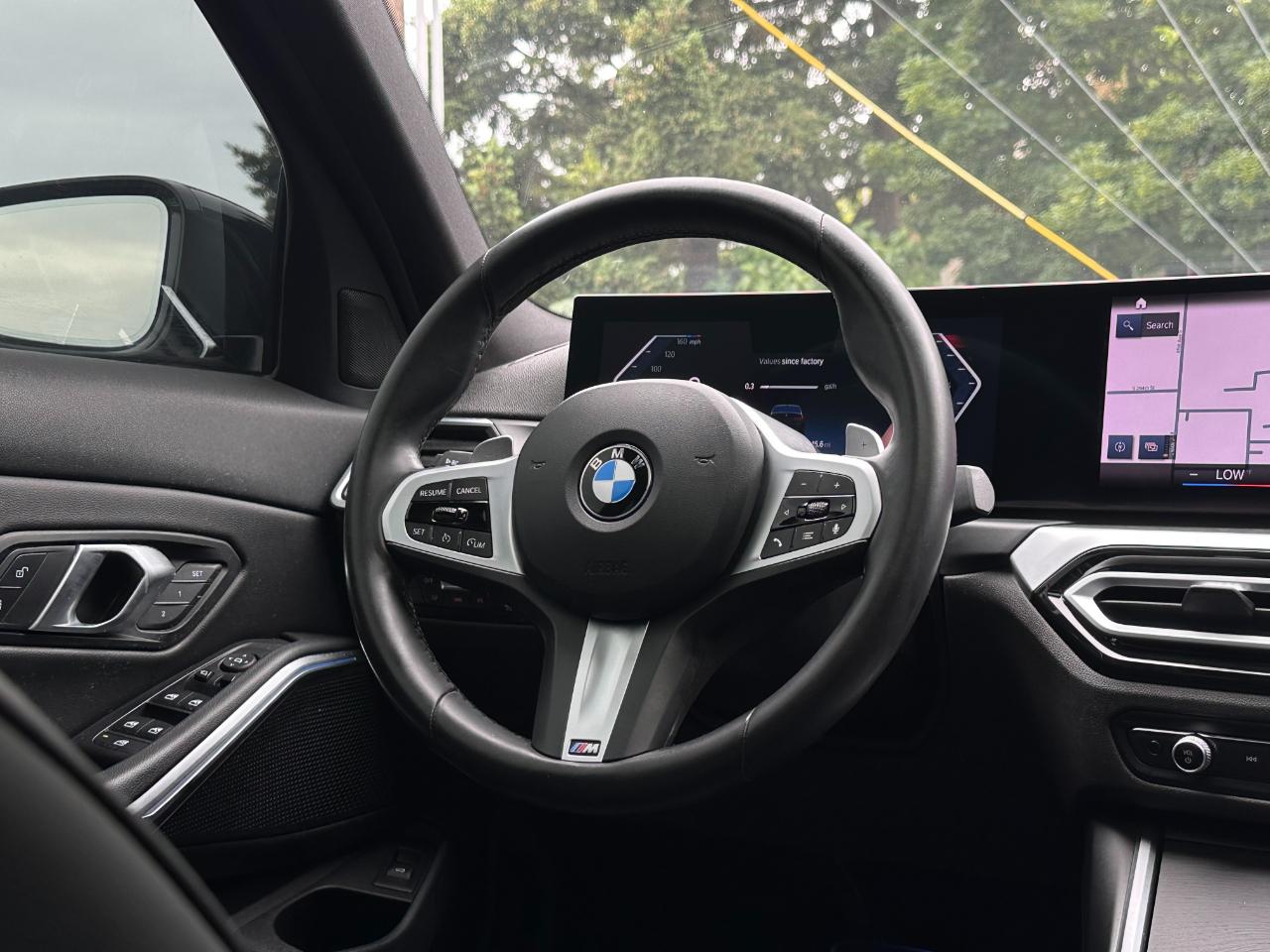 BMW 3 Series  2024