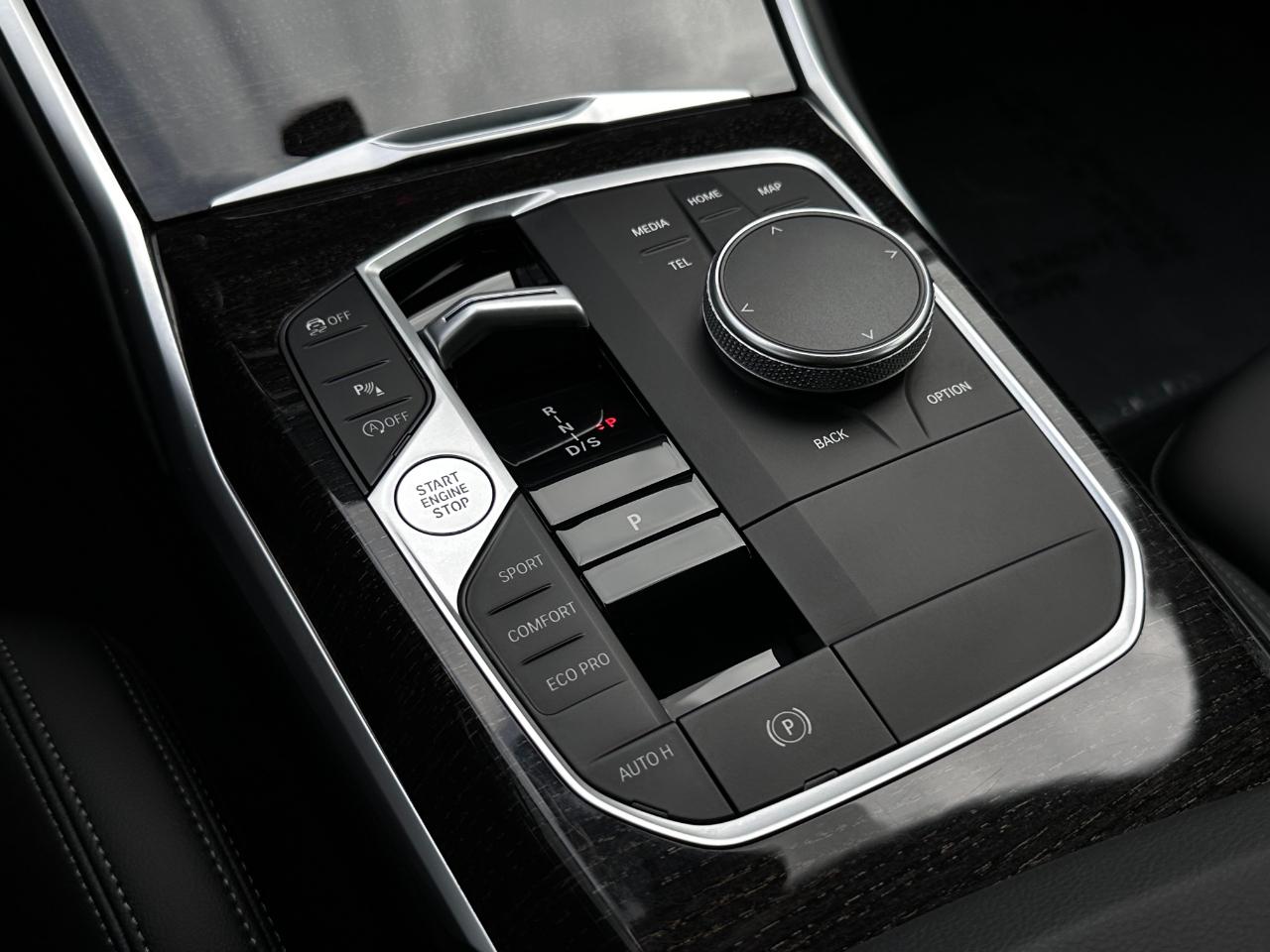 BMW 3 Series 330i Sedan 2023