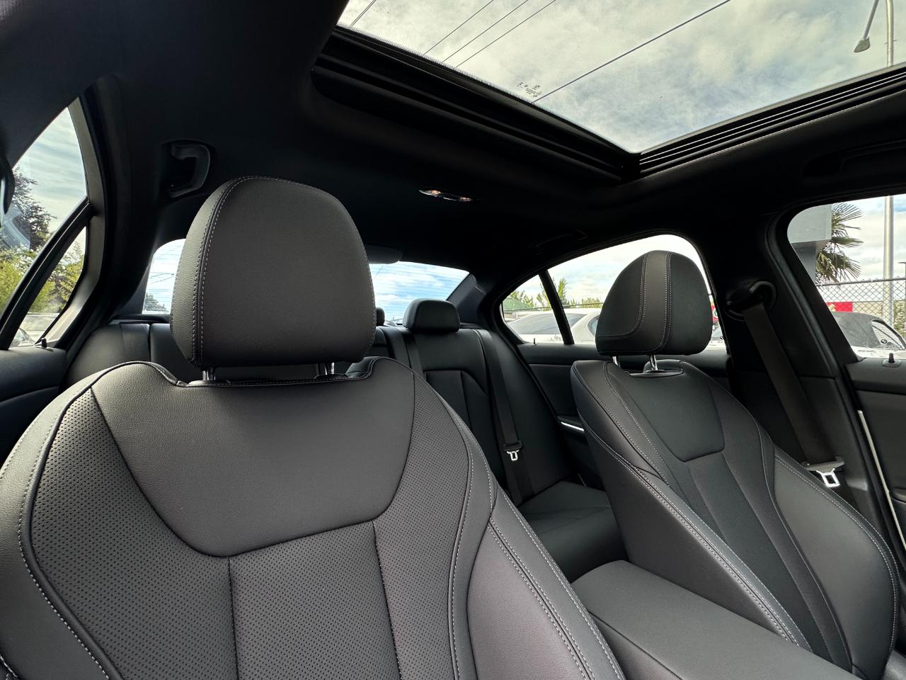 BMW 3 Series 330i Sedan 2023