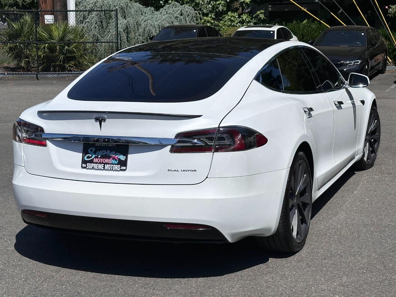 Tesla Model S  2019