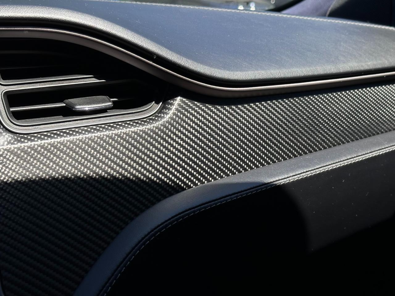Tesla Model S  2019