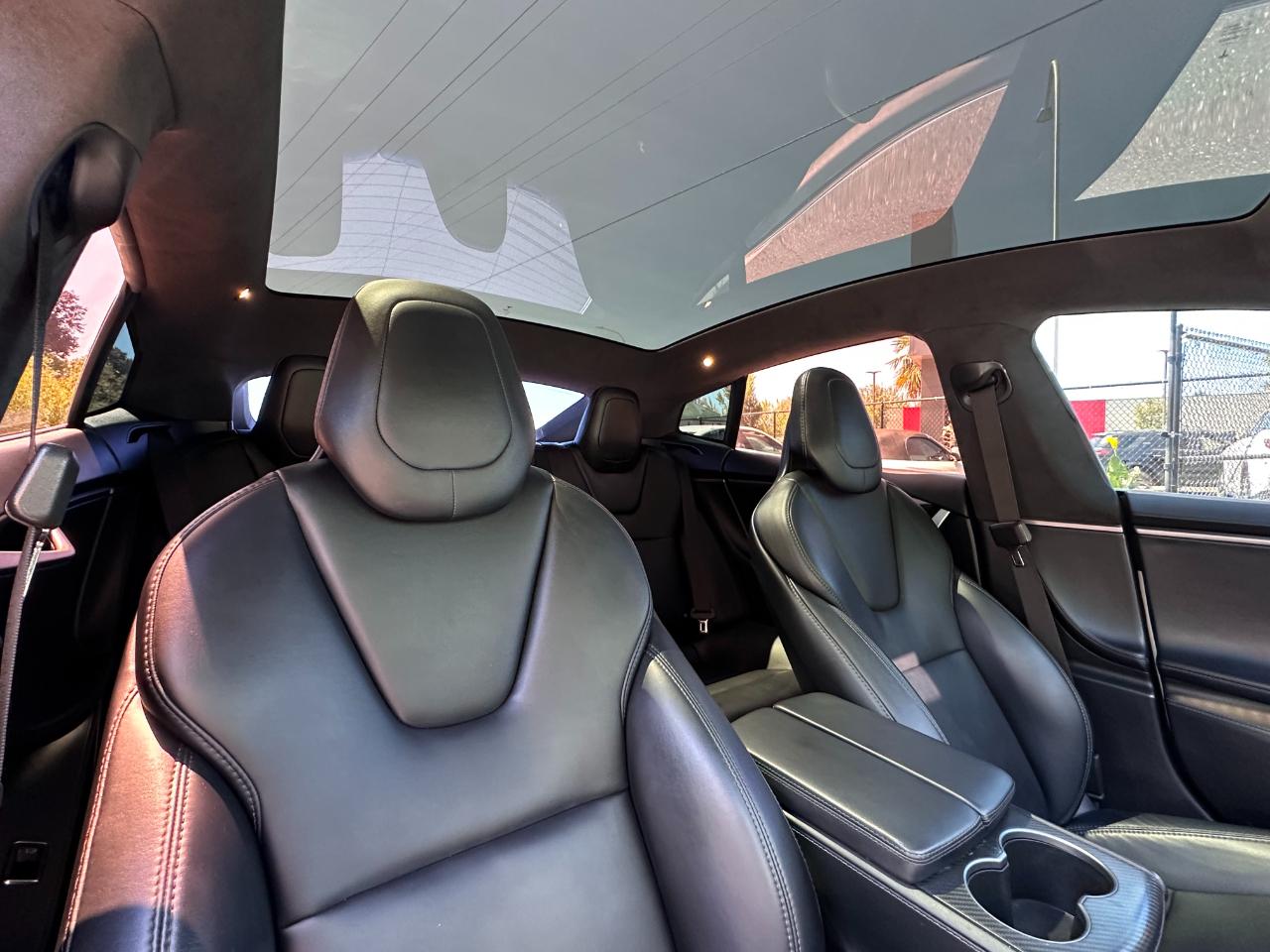 Tesla Model S  2019