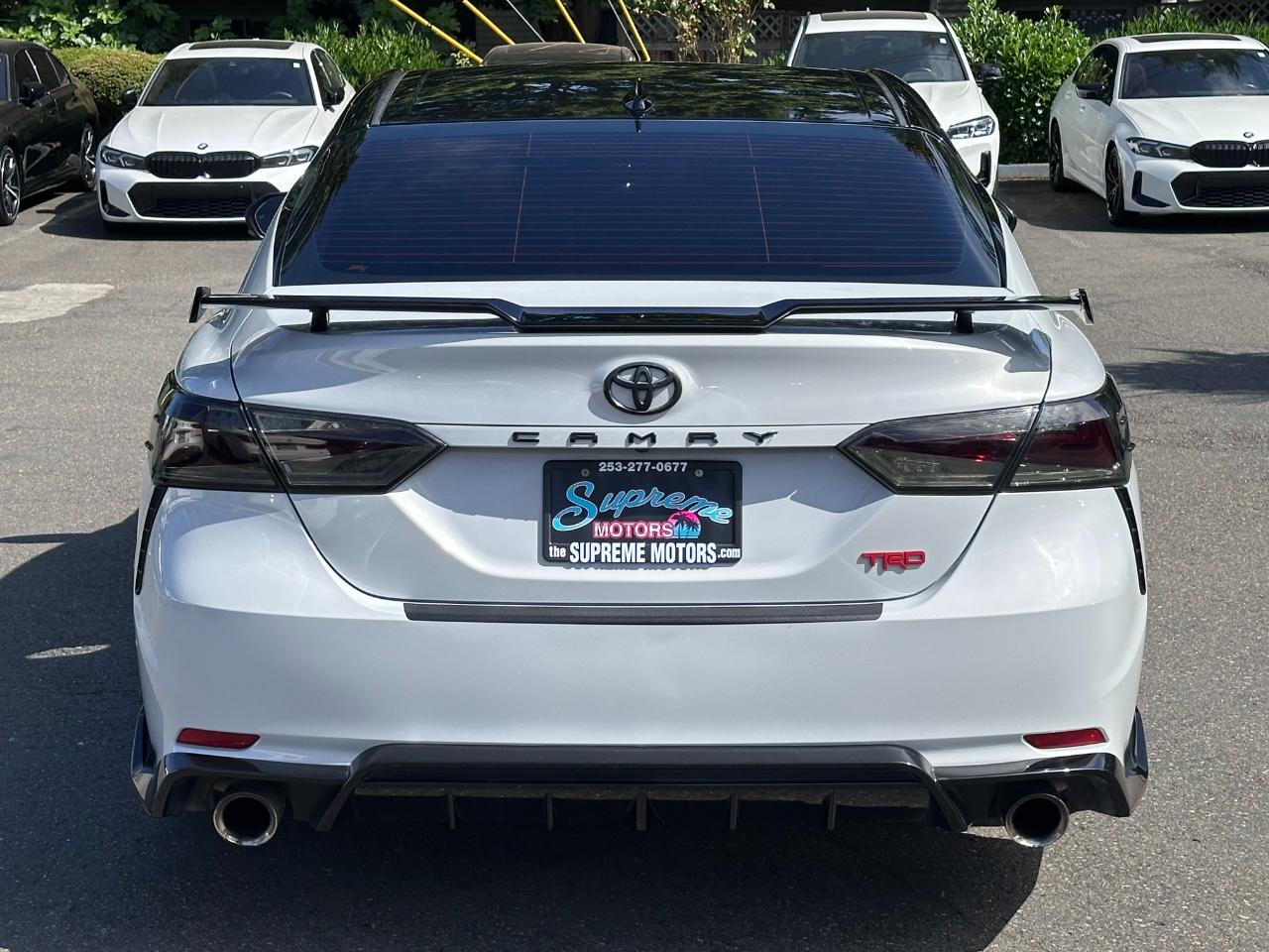 Toyota Camry  2021