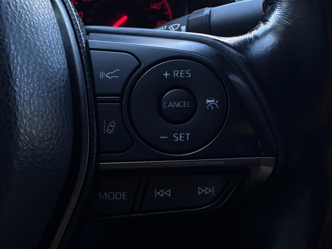Toyota Camry  2021