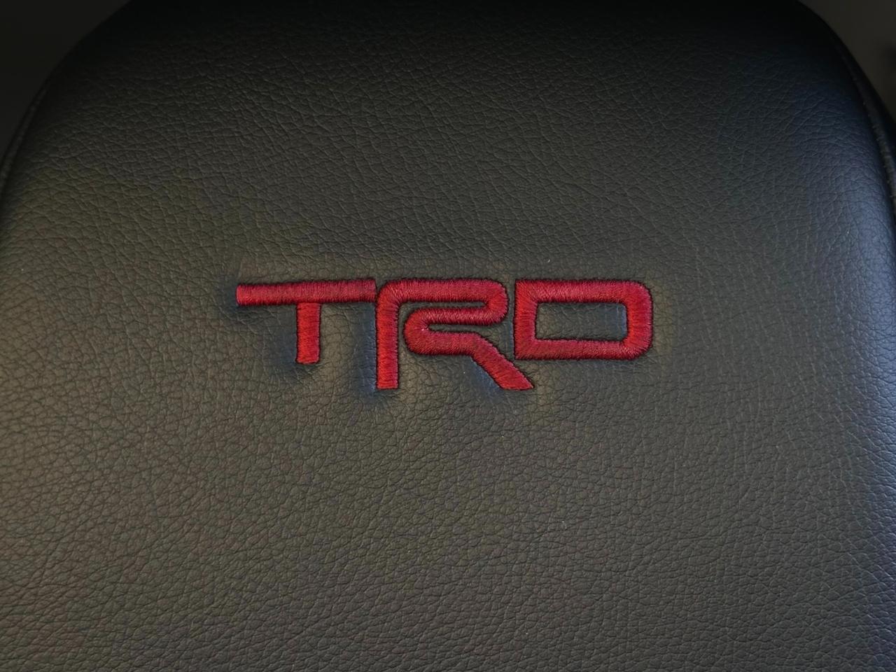Toyota Camry  2021