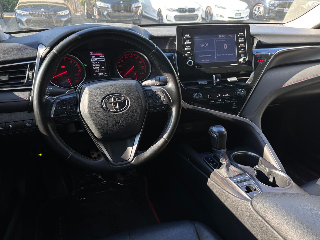 Toyota Camry  2021